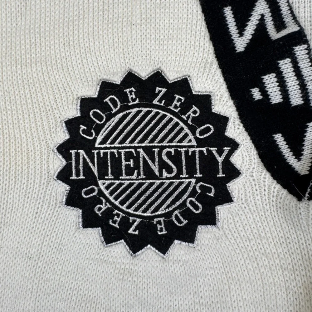 Vintage Code Zero Intensity Sweater White Black V-Neck Geometric Knit Mens Small